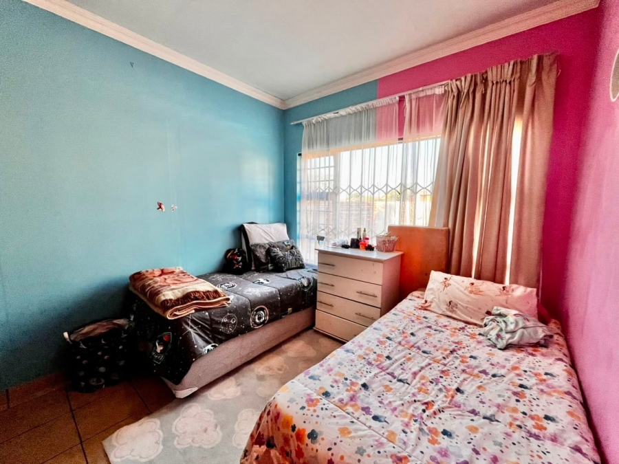 3 Bedroom Property for Sale in Waterval East North West